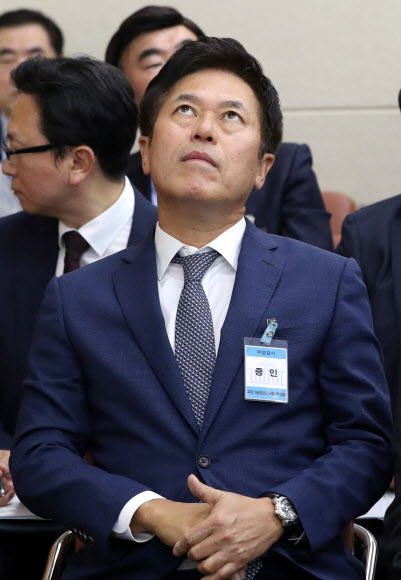 국감 출석한 SKT 박정호 사장