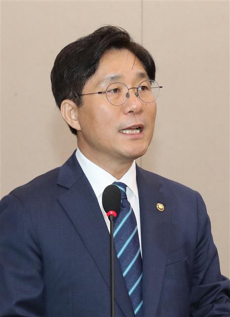 성윤모 산업통상자원부 장관