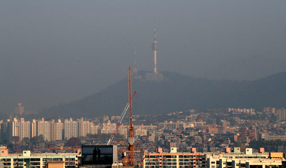 미세먼지 가득한 서울