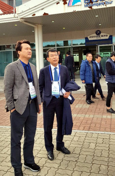 화진휴게소에 모인 안민석-김종대