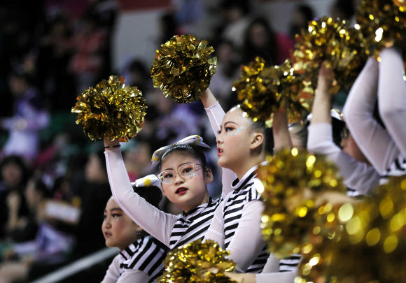 ‘응원도 최고’