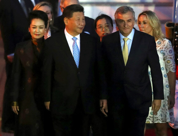 시진핑(習近平) 중국 국가주석이 29일(현지시간) G20 정상회의 참석을 위해 아르헨티나 부에노스아이레스에 도착했다. 로이터 연합뉴스