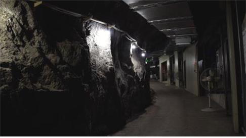 암흑물질을 찾아내기 위한 기초과학연구원(IBS) 지하실험연구단의 강원도 양양실험실 내부 모습. 실험실은 지하 700m 아래에 위치해 있다. IBS 지하실험연구단 제공