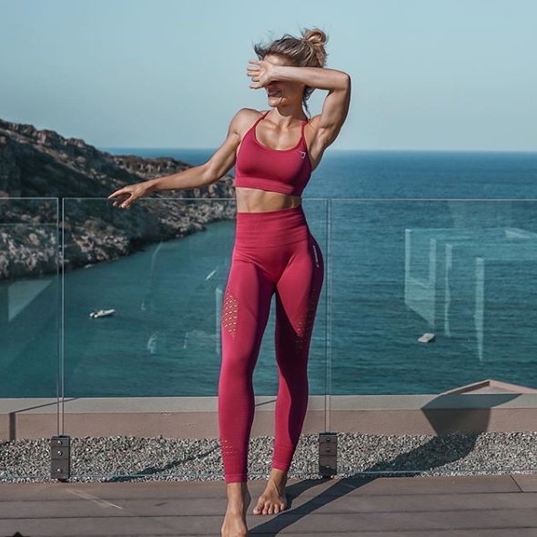 독일서 가장 섹시한 여성에 뽑힌 경찰