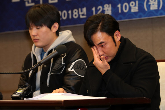 울먹이는 문우람