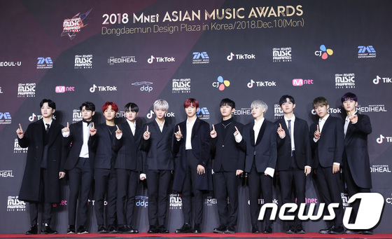 워너원 12월 31일 계약 종료  