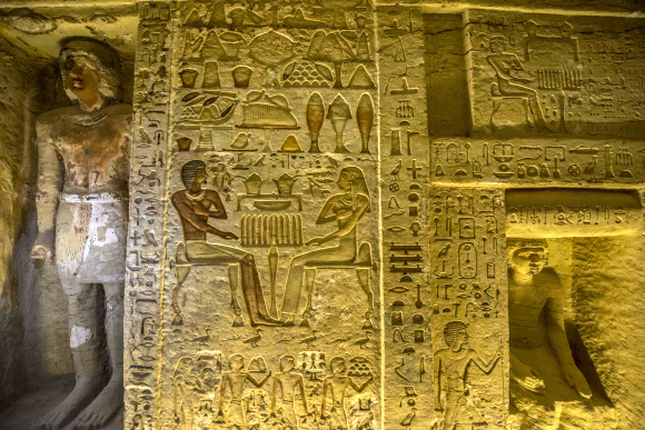 보존 완벽한 4400년 전 이집트 무덤 