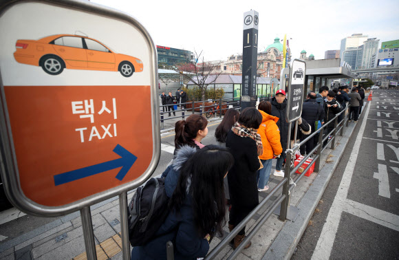 기다려도 오지 않는 택시