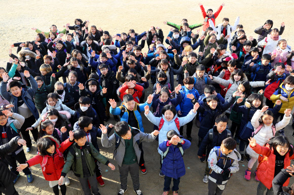 “내가 제일 좋아하는 방학이다!”