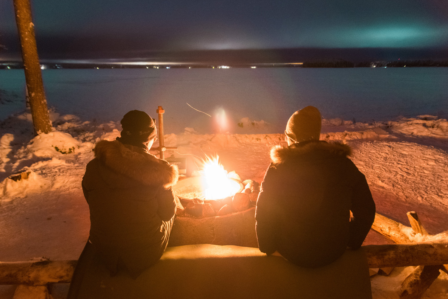 북극권에 있는 로바니에미에서는 밤이 되면 오로라를 볼 수 있다. 오로라를 보기 위해 기다리는 관광객들. 2018.12.23 <br>류재민 기자 phoem@seoul.co.kr