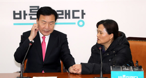 손학규 대표 만난 고 김용균 군 어머니