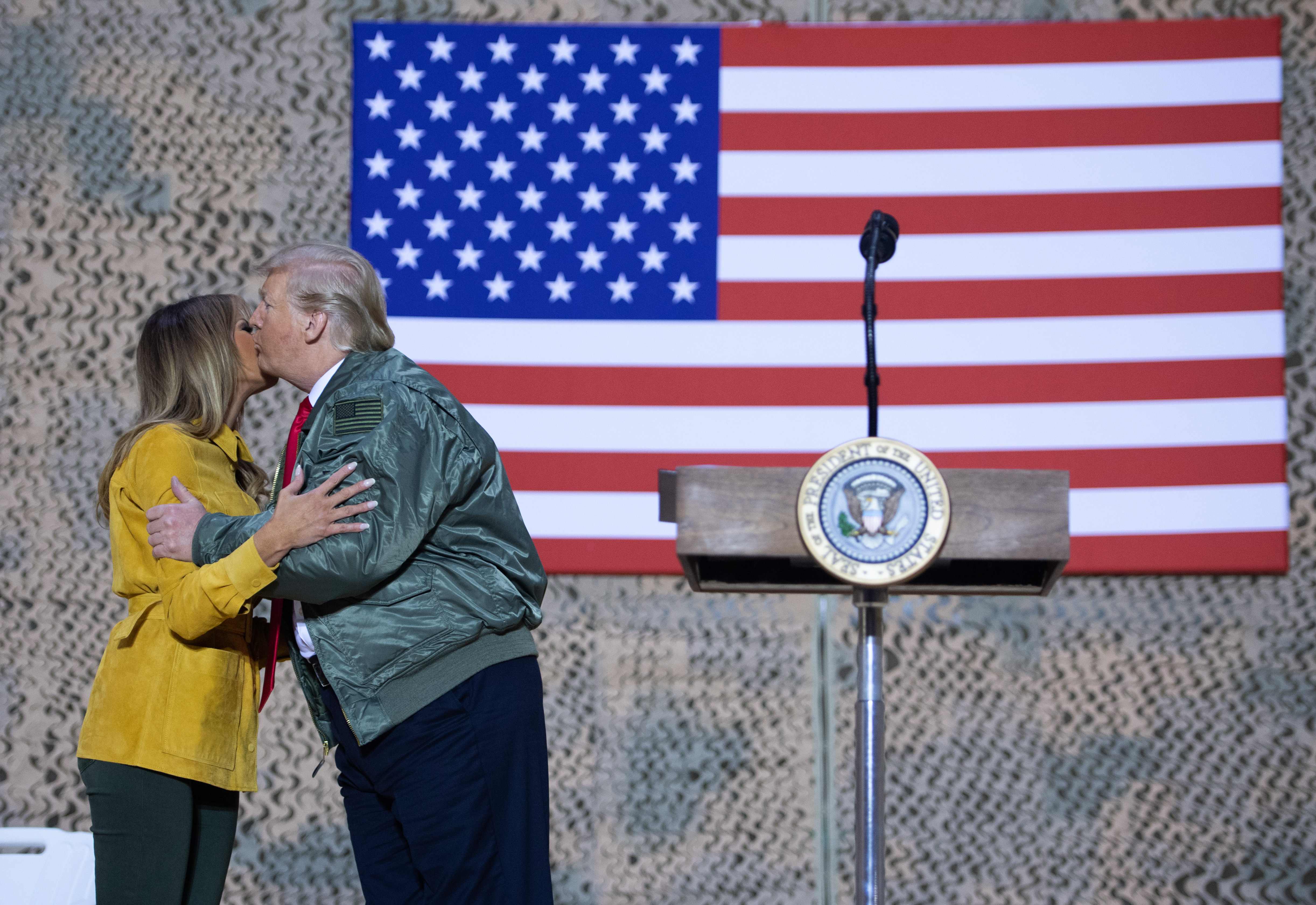 트럼프 멜라니아