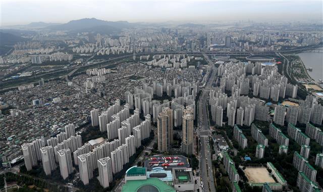 서울 강남의 아파트 단지의 모습.