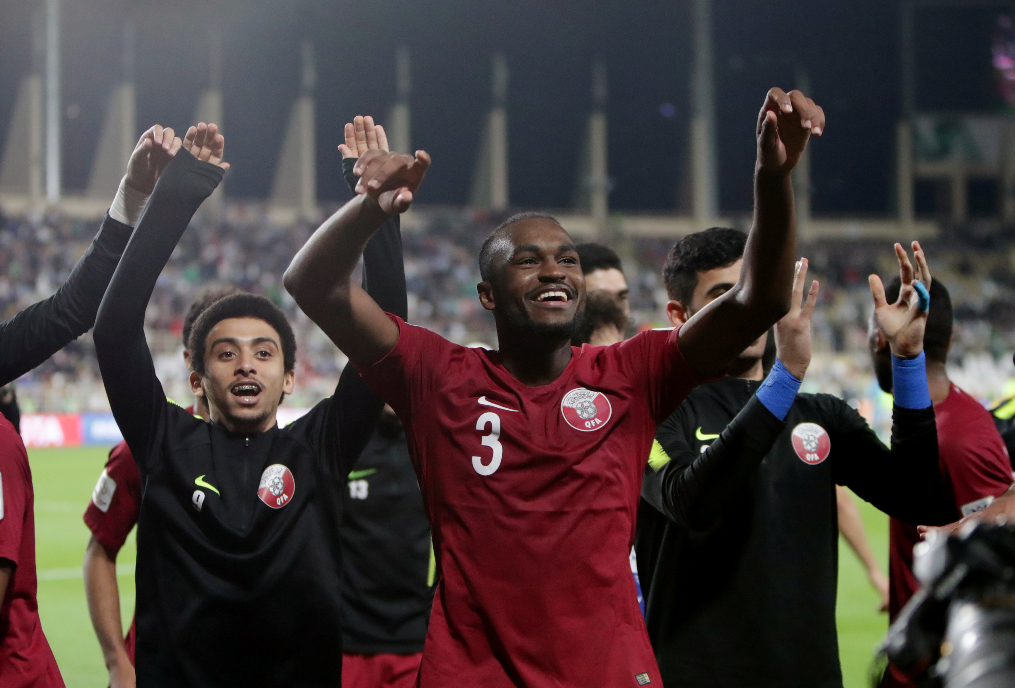 이라크 1-0으로 꺾은 카타르 