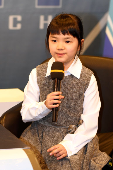 대국 앞둔 일본 ‘최연소 프로기사’