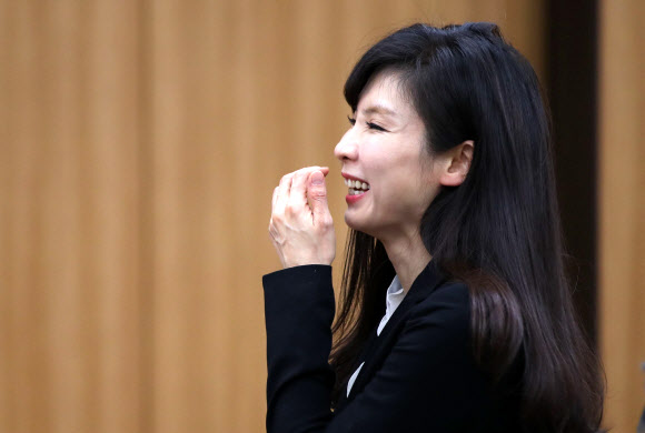 서지현 검사 ‘되찾은 환한 웃음’