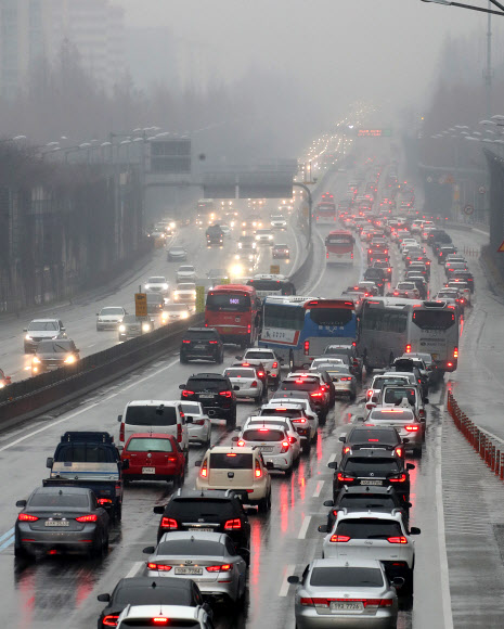 비내리는 귀성길