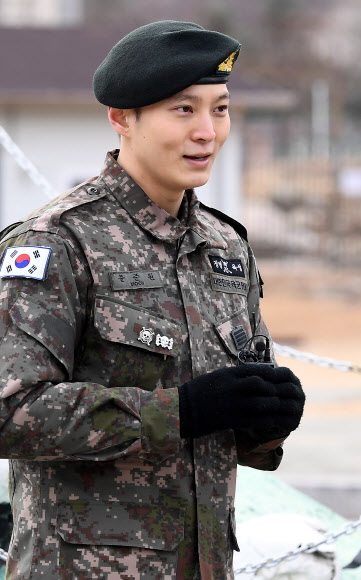 배우 주원 “기다려준 팬들 너무 고마워”