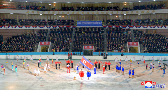 김정일 국방위원장의 생일(2월 16일, 광명성절)을 기념하는 제26차 백두산상 국제피겨축전이 15일 빙상관에서 개막했다고 조선중앙통신이 보도했다. 2019.2.16  연합뉴스