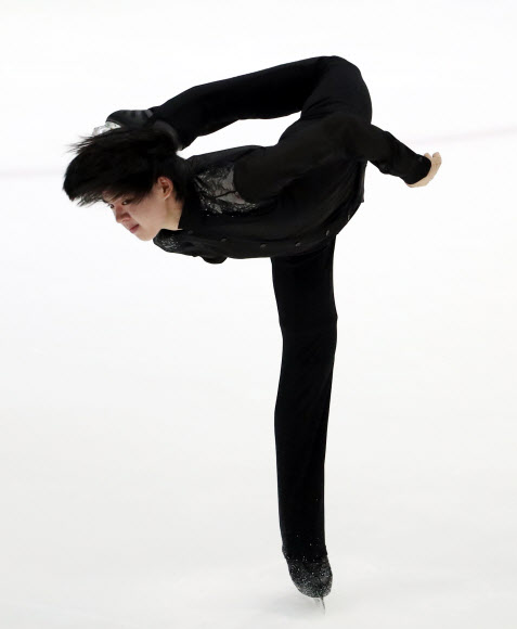 차준환이 선보이는 쇼트 연기