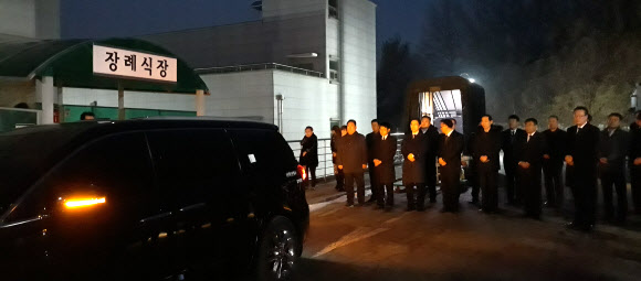 ‘가족 오열 속’ 당진 현대제철 사망 근로자 장례식