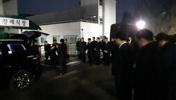 ‘가족 오열 속’ 당진 현대제철 사망 근로자 장례식