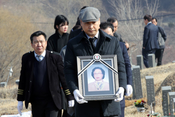 “심선애 할머니 하늘에선 편히 쉬세요”