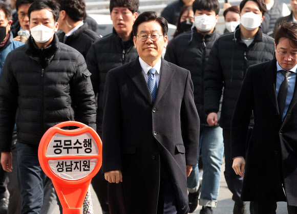 6차 공판 출석하는 이재명 경기지사