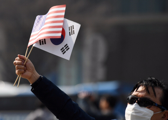 대한독립만세 그리고 성조기