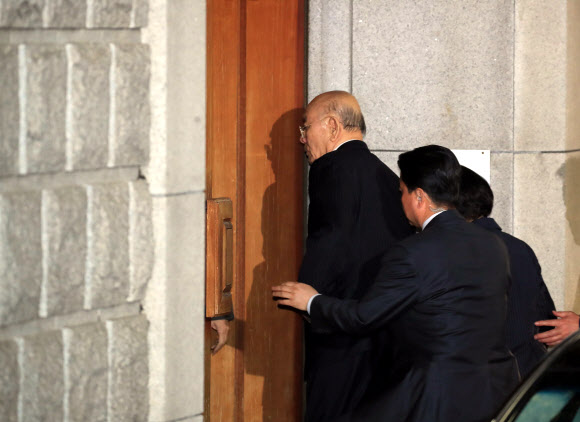 귀가하는 전두환