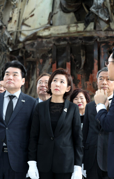 천암함 살펴보는 나경원 원내대표