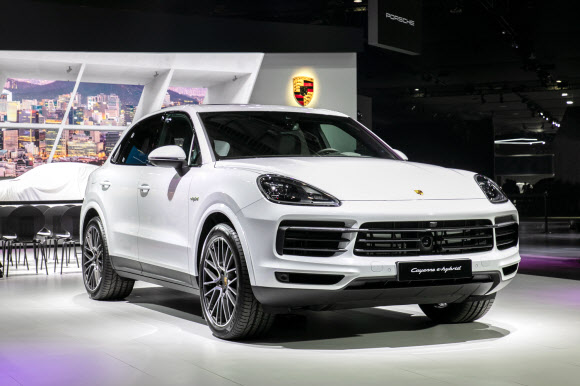 포르쉐코리아 ‘신형 카이엔 E-하이브리드’ 공개