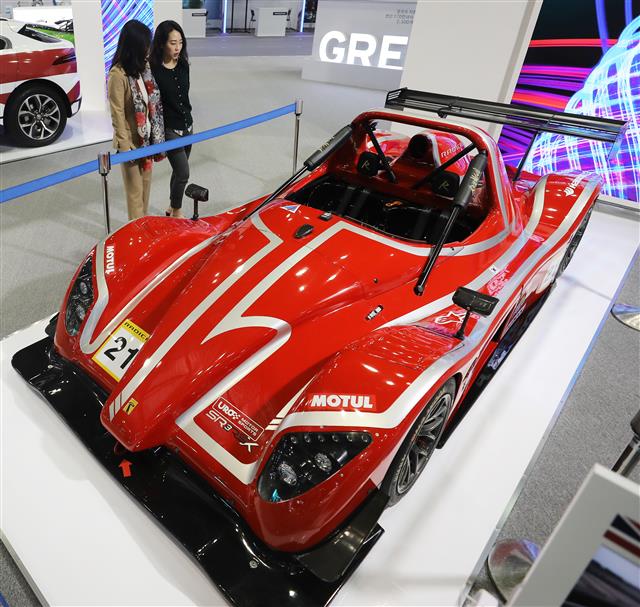 2019 서울모터쇼 ‘번쩍번쩍 스포츠카’