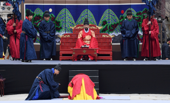 31일 오후 서울 경복궁에서 수문장 임명의식이 열리고 있다. 2019.3.31. 도준석 기자 pado@seoul.co.kr