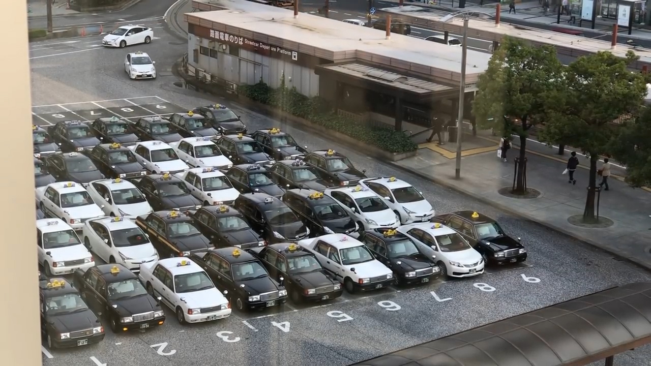 일본 택시기사들이 보여준 놀라운 질서정신 모습(유튜브 영상 캡처)