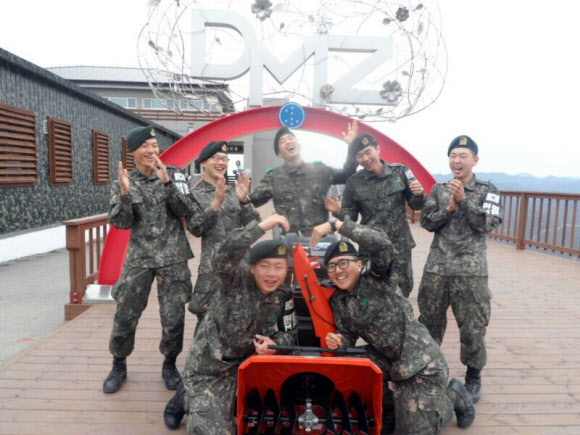 제대부대에 제설기 기증한 조양호 회장