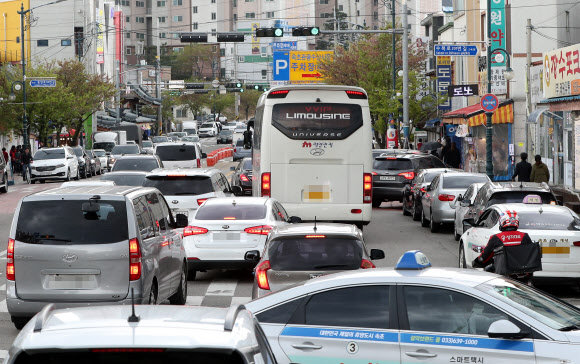 활기 찾은 강원 동해안 관광지