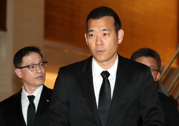 김진표, 조양호 한진그룹 회장 빈소 조문