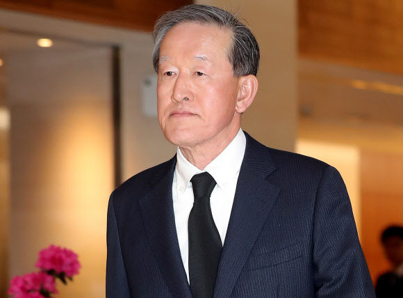 고 조양호 회장 빈소 찾은 허창수