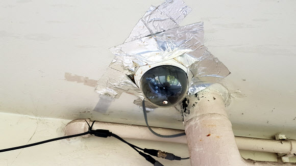 방화난동사건 희생자 집 앞에 설치한 CCTV