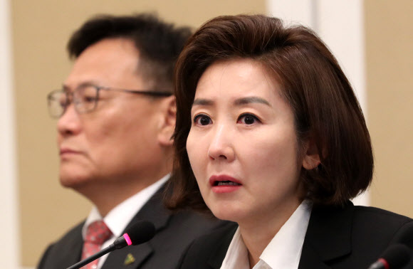 인사말 하는 나경원 원내대표