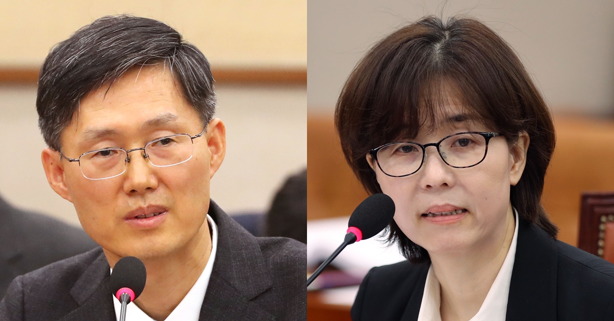 문재인 대통령이 19일 문형배(왼쪽)·이미선 헌법재판관 후보자를 임명했다. 연합뉴스