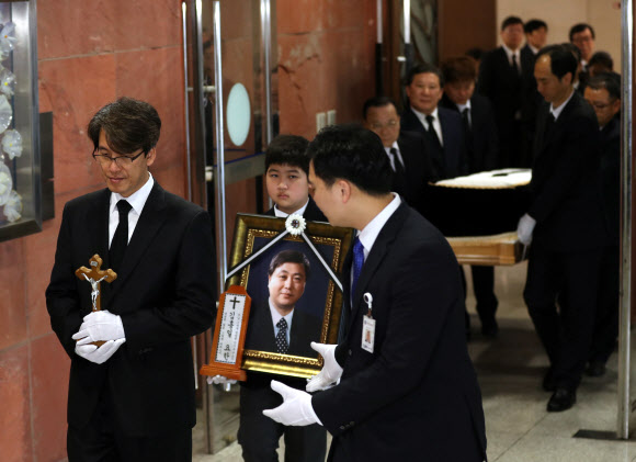 고 김홍일 전 의원 발인식