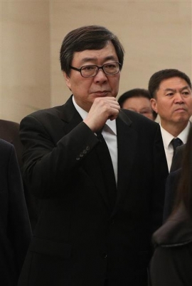 장례미사 참석하는 김홍업 전 의원