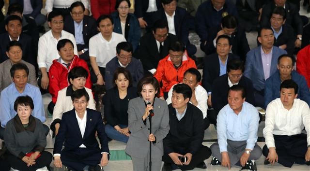 나경원 “편법과 불법 꼼수…끝까지 투쟁”