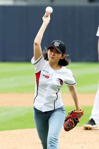 시구하는 권소현