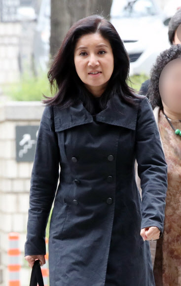 ‘구조동물 안락사’ 박소연 영장심사