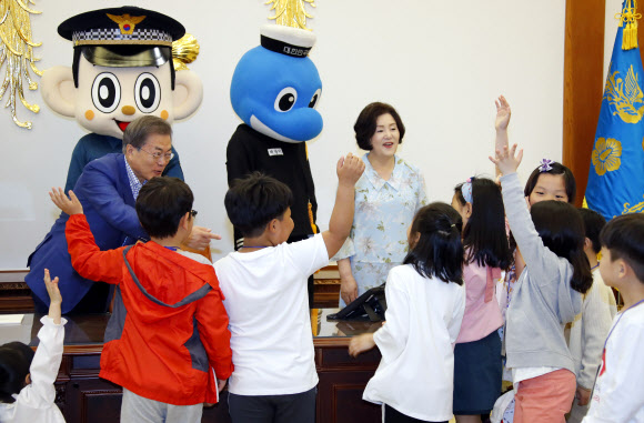 문 대통령, ‘대통령 되고 싶은 사람?’