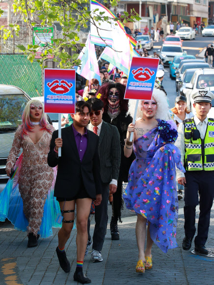 2019 서울 드랙 퍼레이드