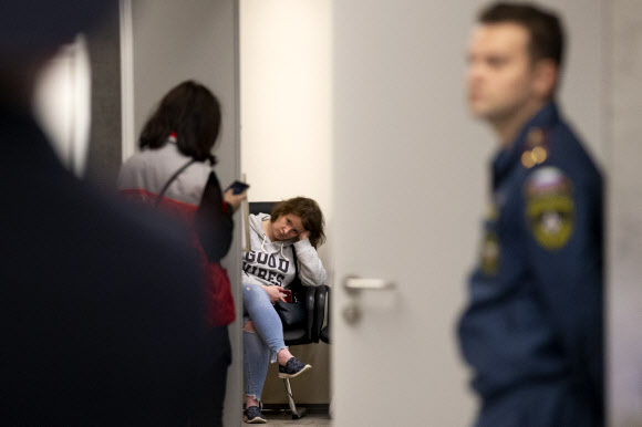 <yonhap photo-2013=“”> A relative</yonhap>